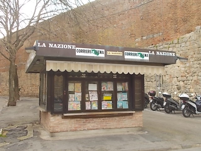 edicola-porta-camollia