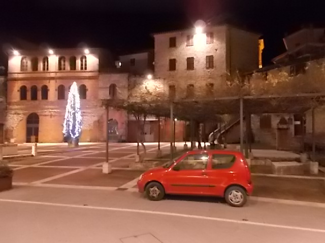 fiat 600 piazza marconi castelnuovo berardenga