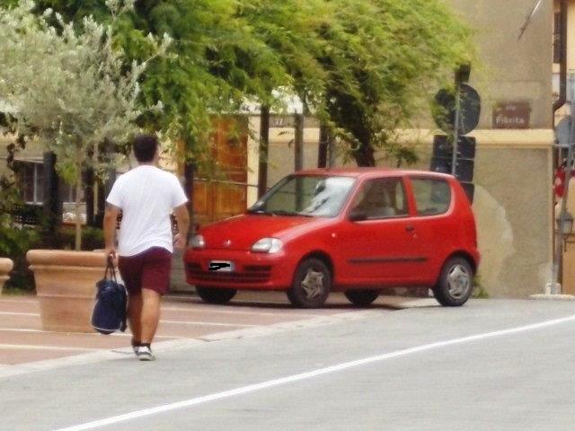 castelnuovo Berardenga, postazione fiat 600 piazza Marconi