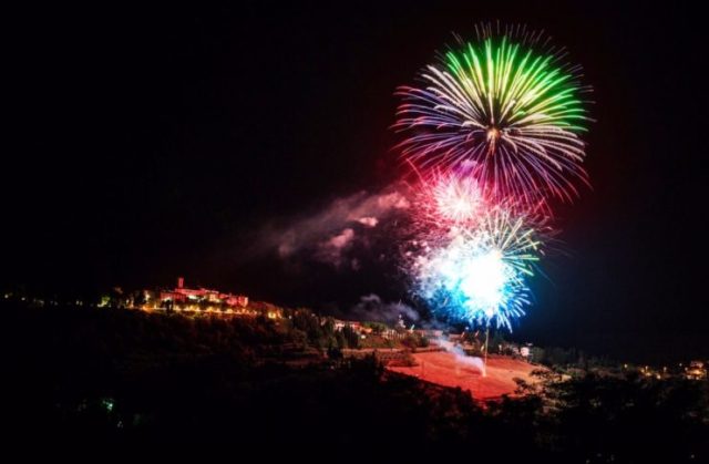fuochi artificiali perdono radda, foto di martino balestreri