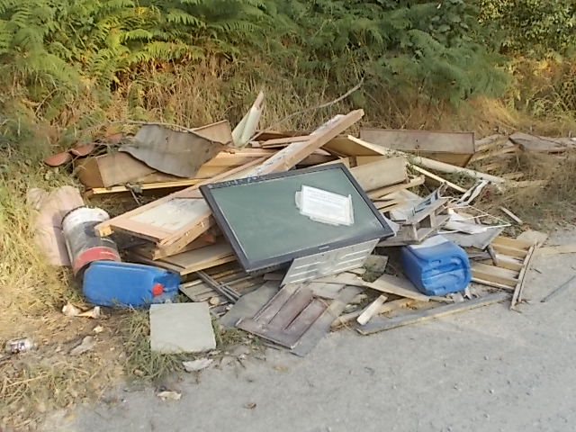 rifiuti abbandonati starda in chianti