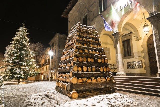 le fiaccole di abbadia san salvatore foto di beatrice mancini