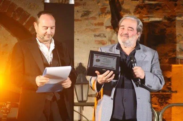 beppe dati premio stelle dello spettacolo